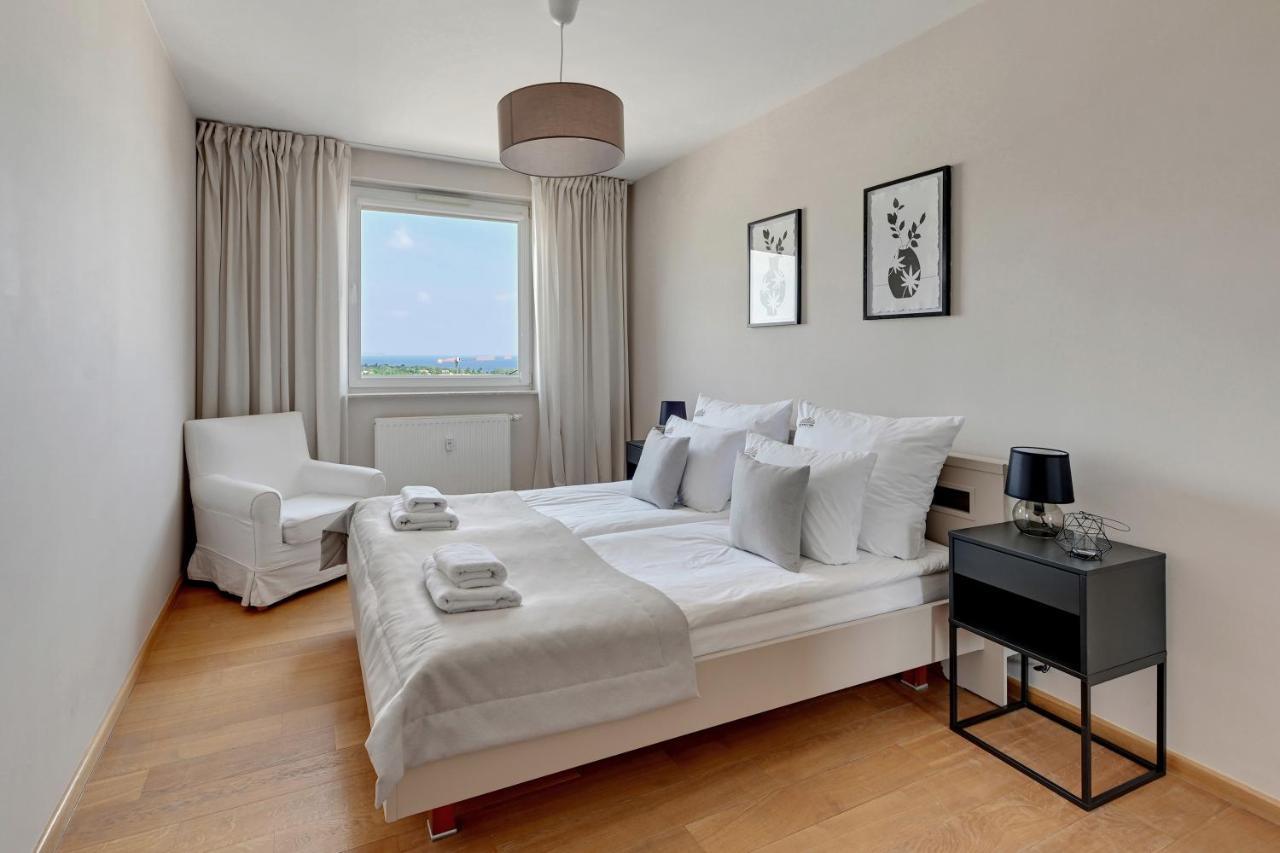 Top Floor Z Widokiem Na Morze By Downtown Apartments Gdansk Bagian luar foto